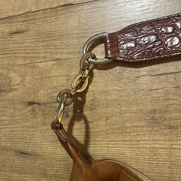 Genuine Calfskin Large Leather Shoulder Purse - Picture 5 of 9